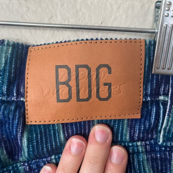 BDG Urban Outfitters High And Wide Corduroy Pant in Blue Wave Women’s Size 25 - Picture 14 of 16